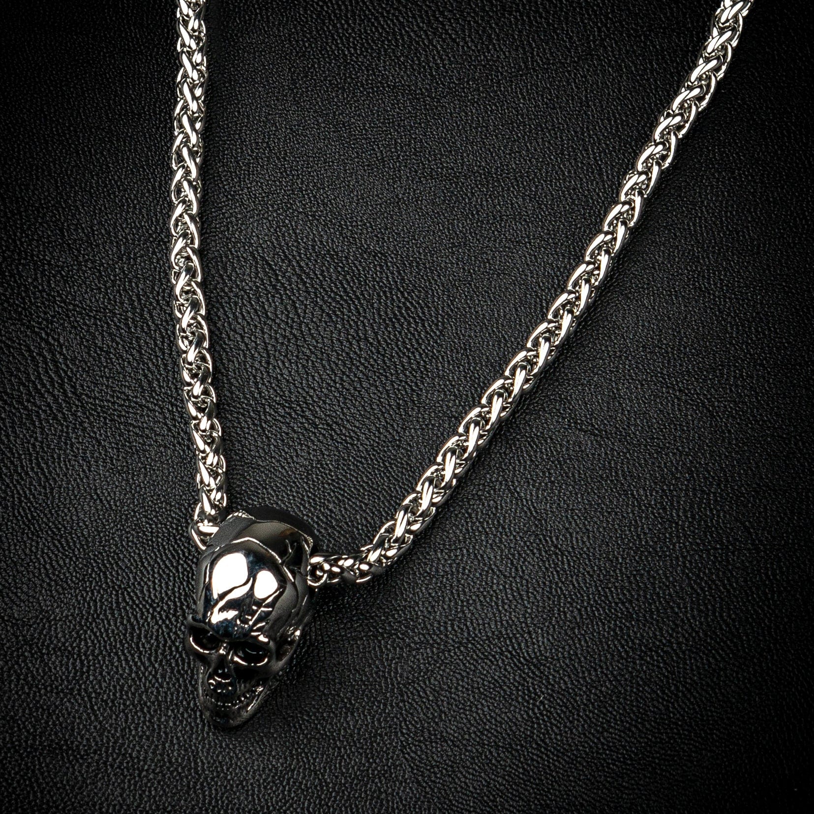 Wornstar Clothing Chain Necklace. Memento Skull Necklace