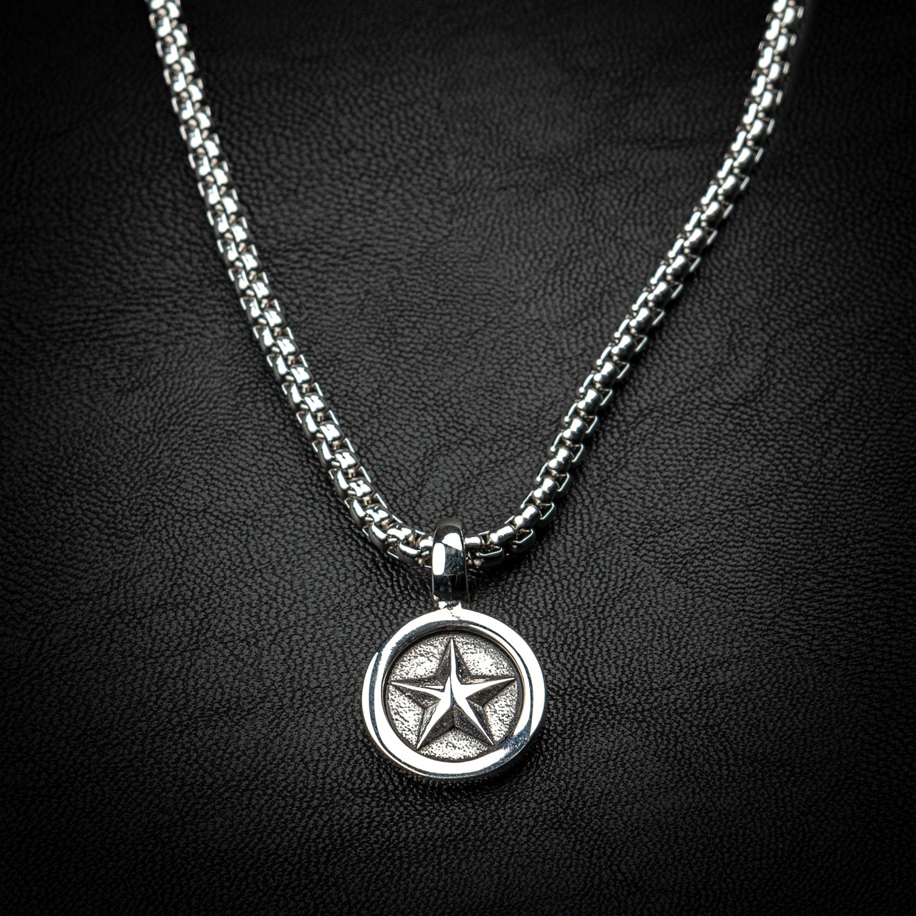 Wornstar Clothing Necklace Star Chain Necklace