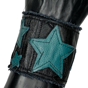 • Wornstar Custom Salvaged Collection• Ready to ship - Custom leather wrist band• One of a kind • Designed, made, and sold exclusively by Wornstar Clothing• Completely hand-made• Individually made; each one will vary slightly• Made with soft leather• Lined for comfort• Hand-distressed• Hand-painted• Hand-sewn•
