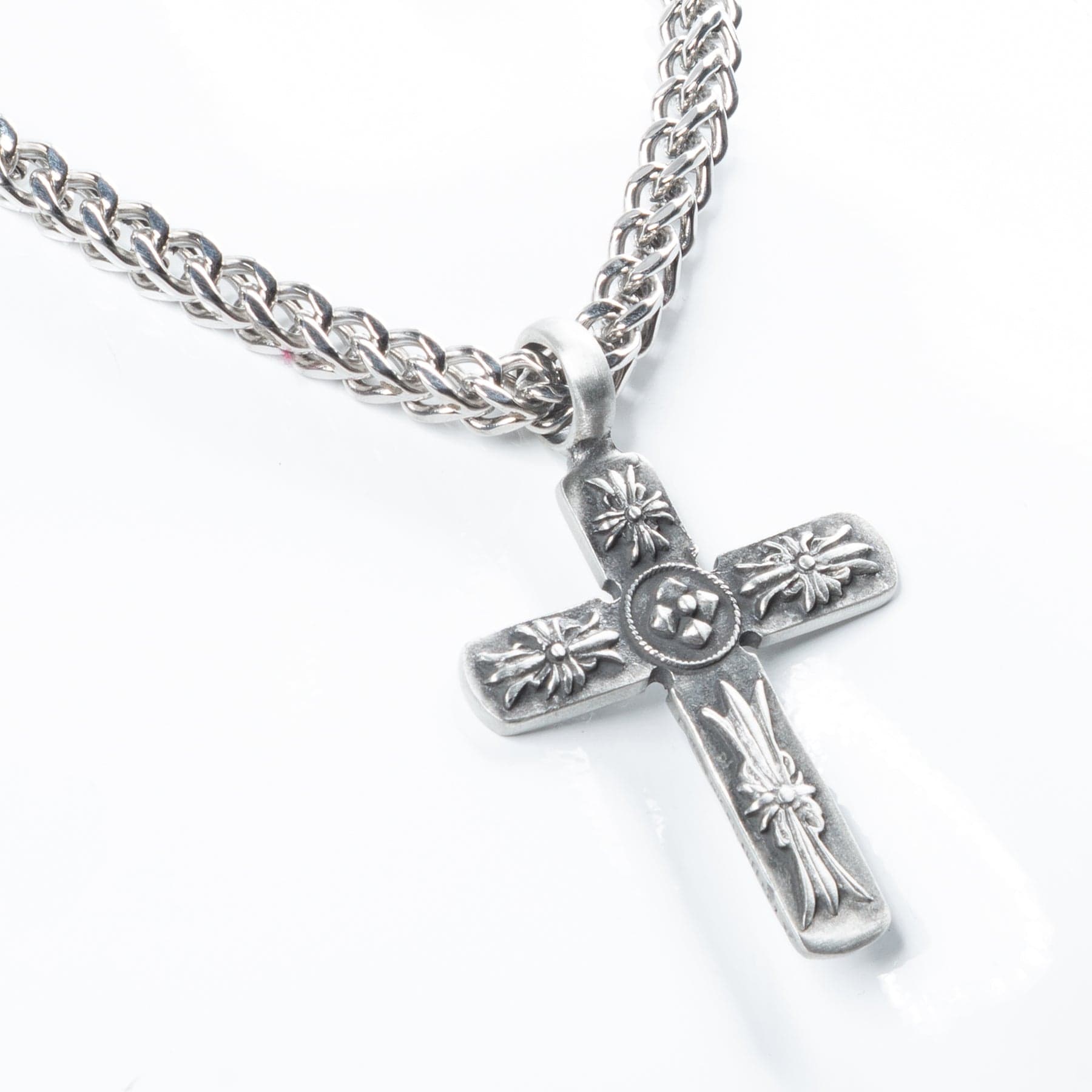 Custom Chop Shop Accessory Wornstar Custom Necklace Chain With Wheat Cross