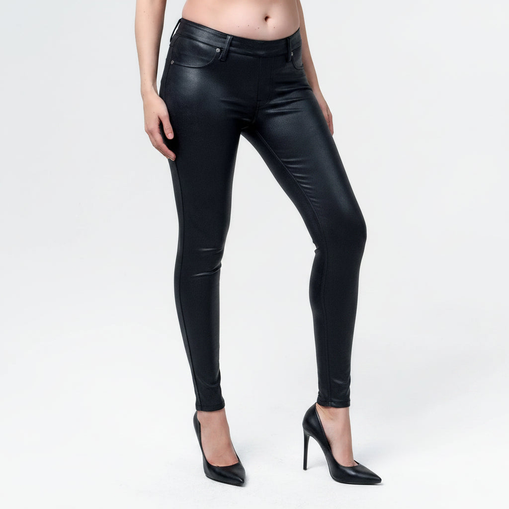 Wornstar Clothing Womens Pants. Fearless Skinny Cut Pants - Black