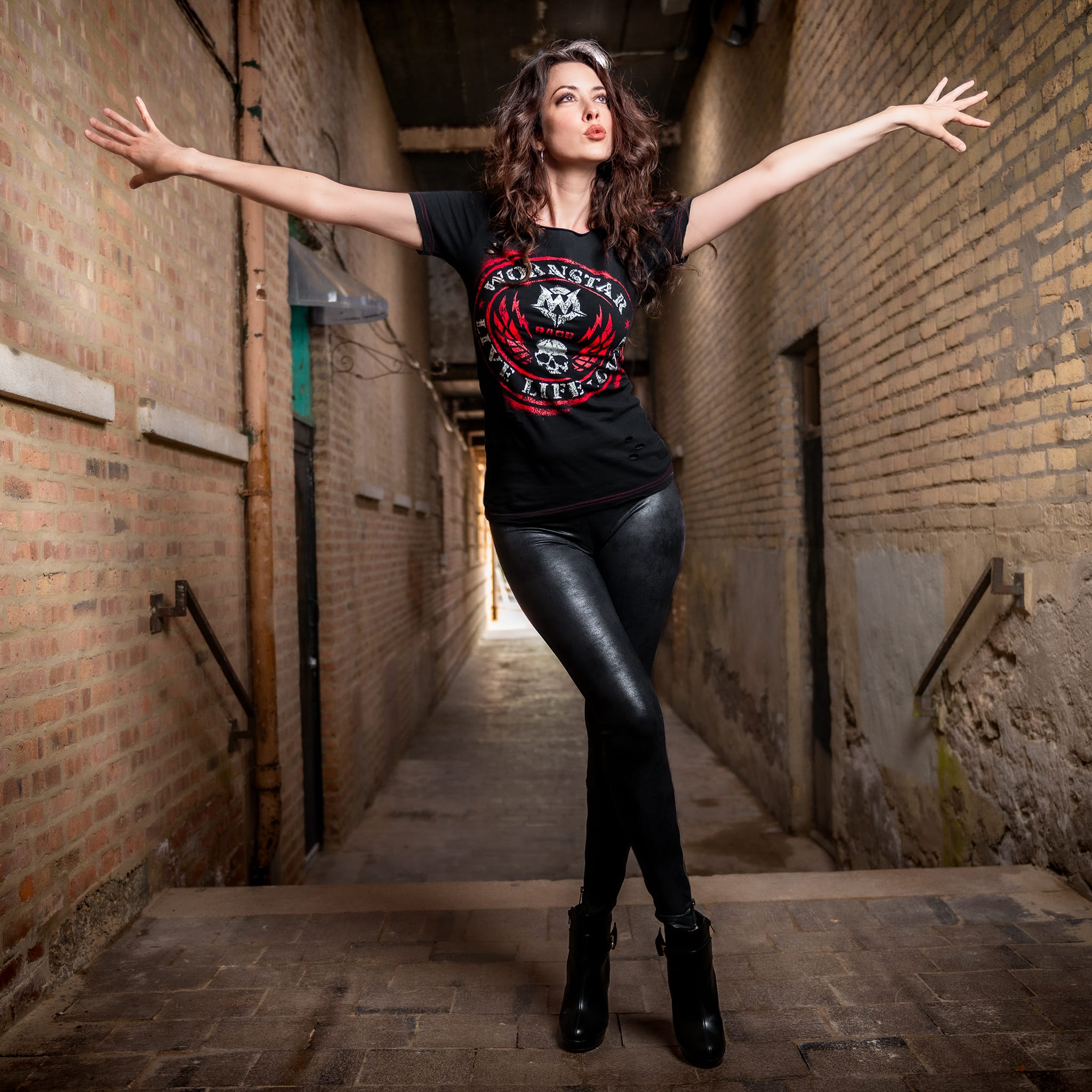 Sirens Collection T-Shirt Magna Vita Tee