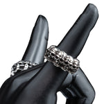 Wornstar Swag Accessory Eternity Skulls Ring