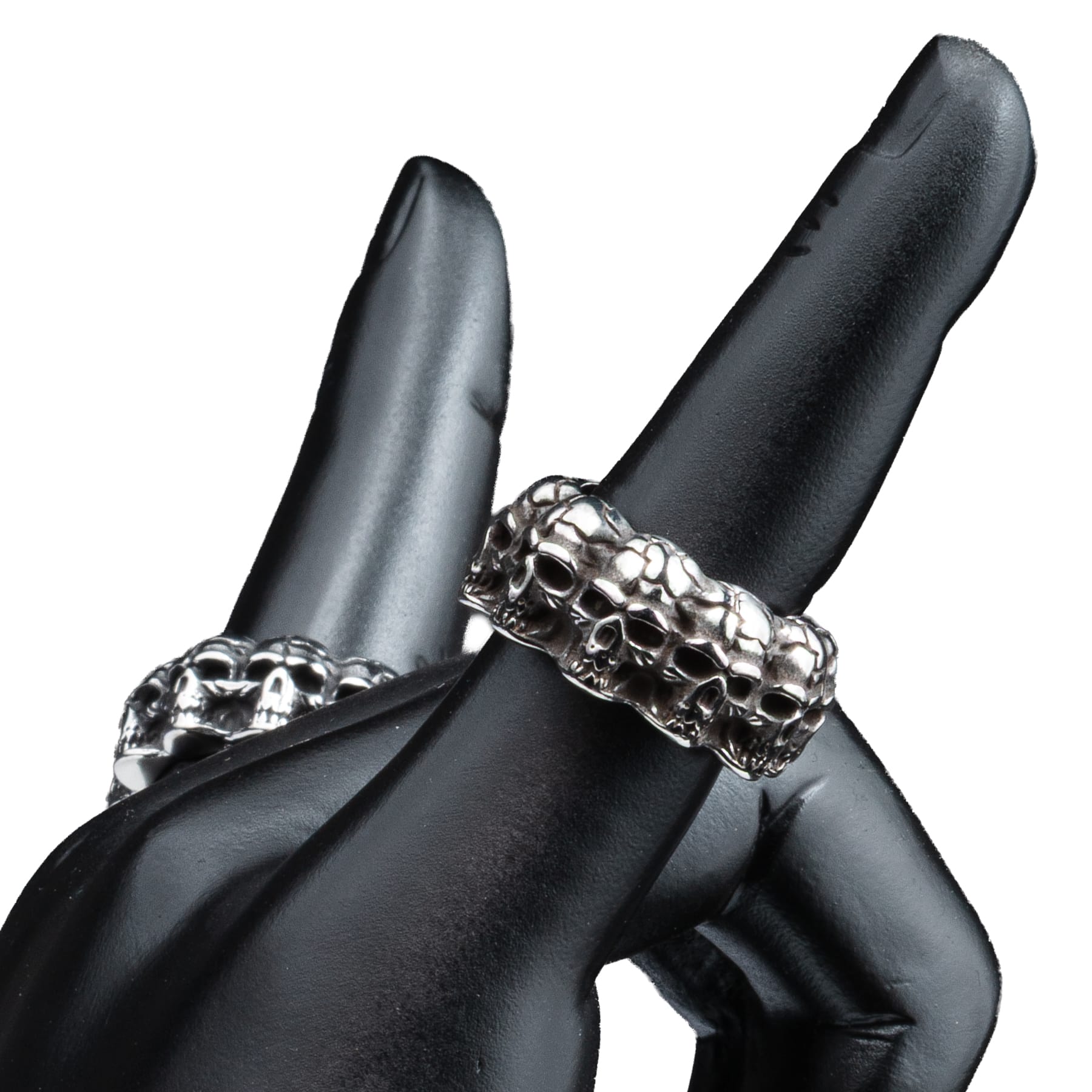 Wornstar Swag Accessory Eternity Skulls Ring