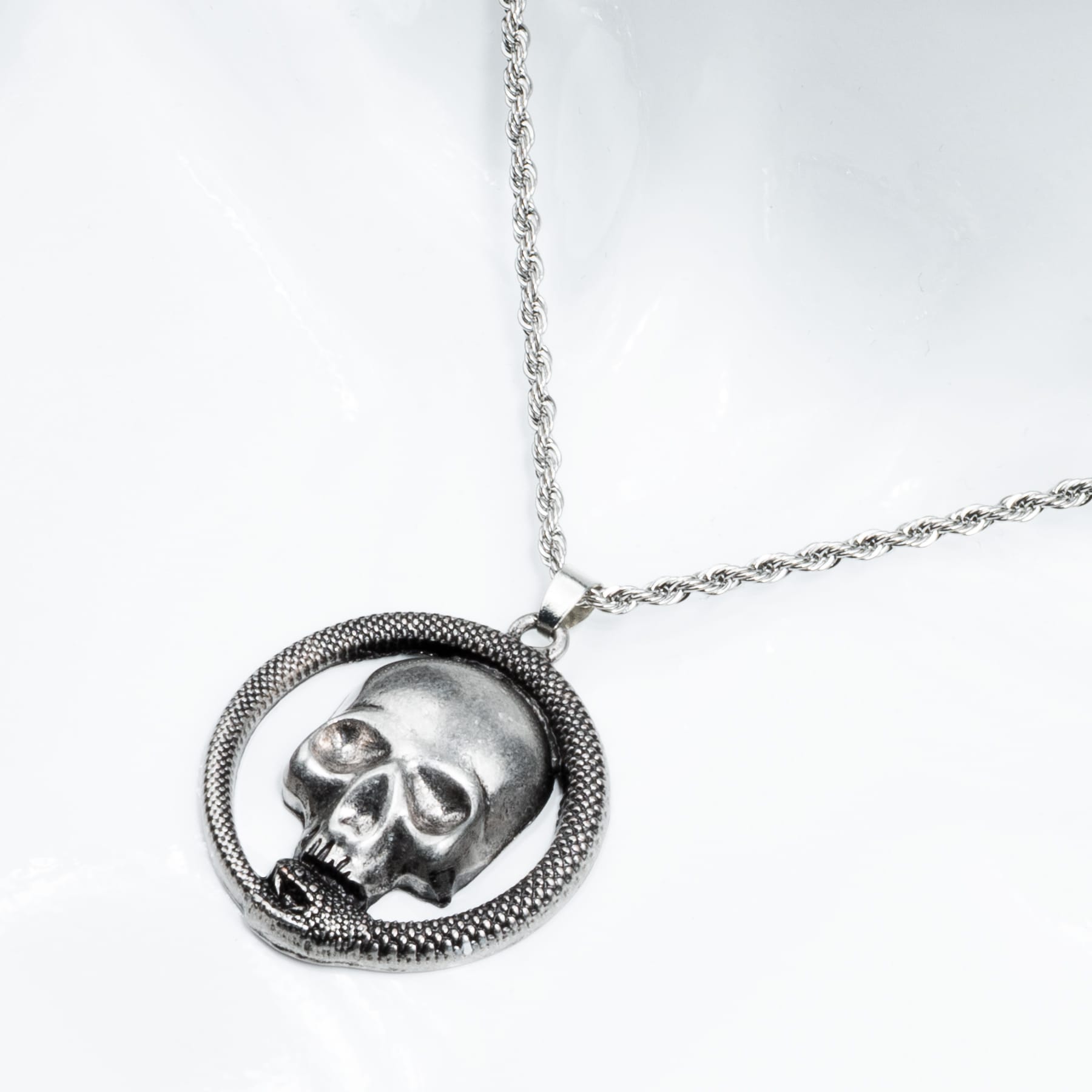 Wornstar Swag Necklace Wornstar Necklace - Infinite Skull
